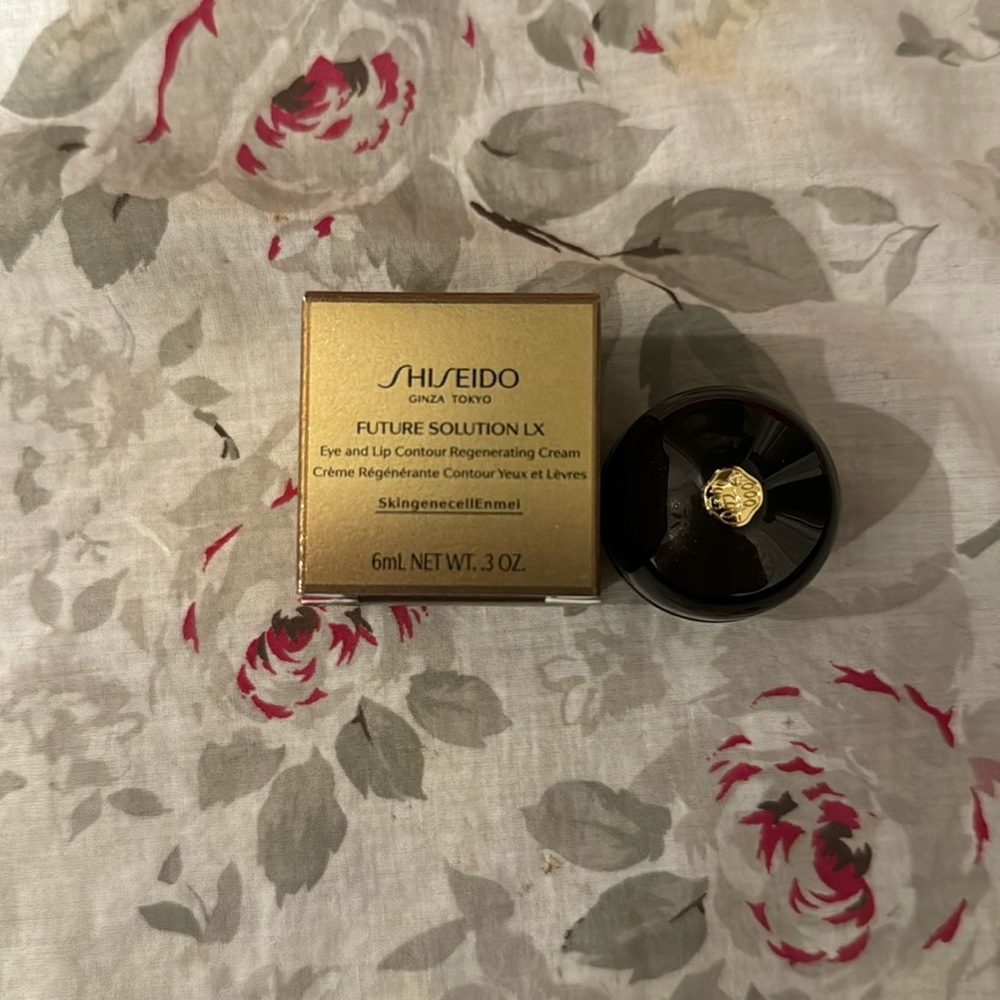 COPY - Eye and Lip Contour Regenerating Cream Travel Size